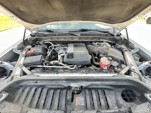 Used 2022 GMC Sierra 1500 SLT AWD/4WD image 19