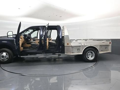 Used 2025 Ford F350 Lariat w/ Chrome Package AWD/4WD image 50