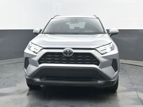 Used 2025 Toyota RAV4 XLE image 19