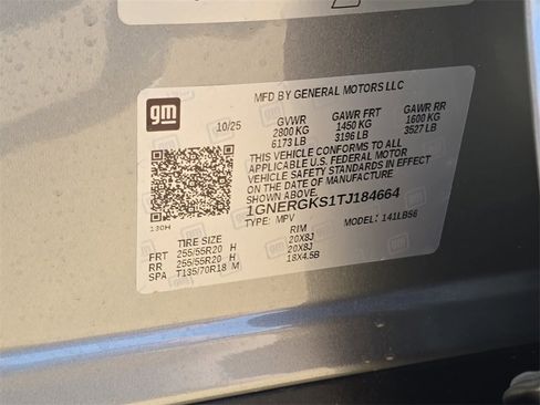 New 2026 Chevrolet Traverse LT w/ Sun and Wheel Package image 36