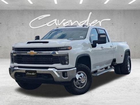 Used 2025 Chevrolet Silverado 3500 LT w/ Texas Edition AWD/4WD image 1