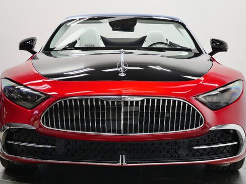 Used 2026 Mercedes-Benz Maybach SL 680 image 4