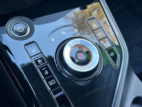 Used 2023 Kia Niro Wave image 22