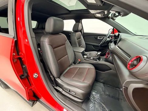 Used 2023 Chevrolet Blazer RS w/ Enhanced Convenience Package image 32