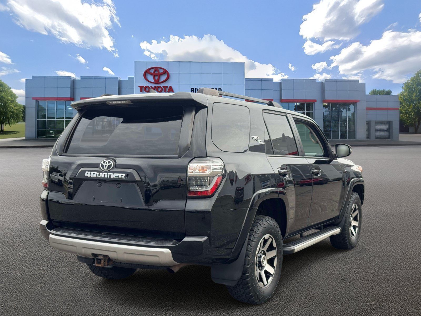 Used 2019 Toyota 4Runner TRD Off-Road Premium AWD/4WD image 5