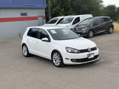Used 2013 Volkswagen Golf TDI FWD image 2