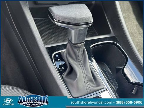 Certified 2024 Hyundai Santa Cruz SE AWD/4WD image 33