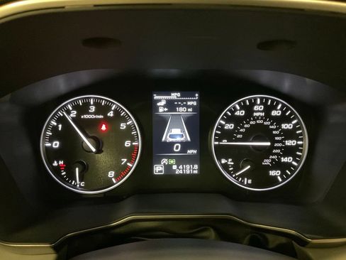 Used 2025 Subaru Outback Limited AWD/4WD image 2