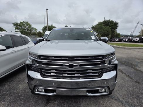 Used 2019 Chevrolet Silverado 1500 LTZ w/ LTZ Premium Package image 2