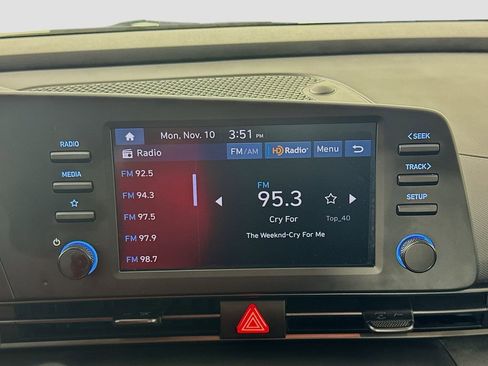 Certified 2025 Hyundai Elantra Sport image 14