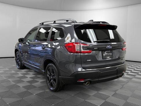Used 2023 Subaru Ascent Onyx Edition Limited image 3