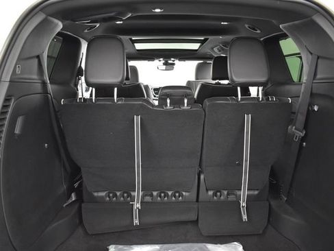 Used 2026 Chrysler Pacifica Limited w/ S Appearance Package AWD/4WD image 7