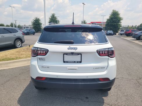 Used 2025 Jeep Compass Limited AWD/4WD image 4