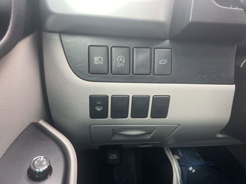 Used 2019 Toyota Highlander Plus image 20