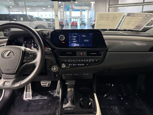 Used 2024 Lexus ES 350 F Sport w/ Accessory Package (Z2) image 22