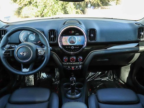 Used 2024 MINI Cooper Countryman S FWD image 16