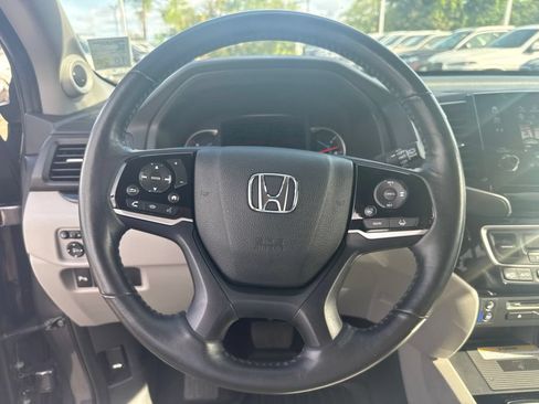 Used 2019 Honda Pilot Elite image 16