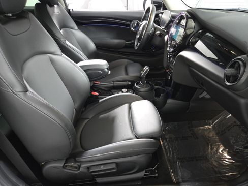 Used 2022 MINI Cooper S image 16