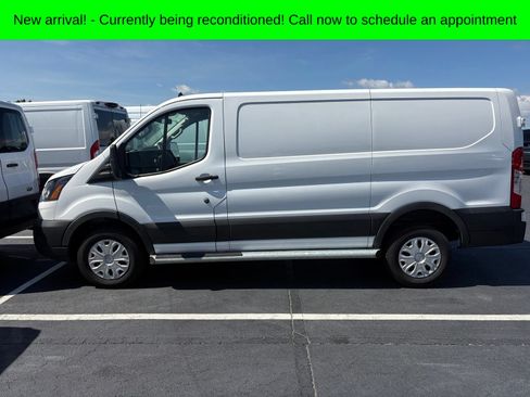 Used 2025 Ford Transit 250 Low Roof w/ Exterior Upgrade Package RWD image 10