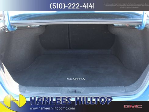 Used 2024 Nissan Sentra SV FWD image 10