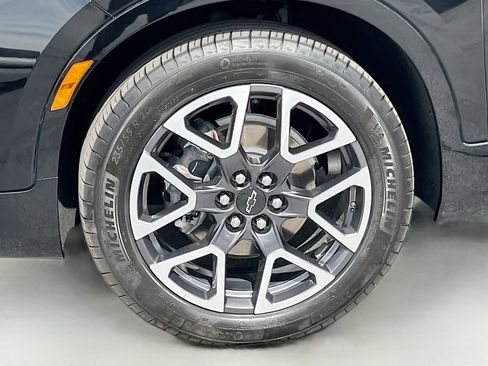 Used 2024 Chevrolet Blazer RS w/ Enhanced Convenience Package image 32