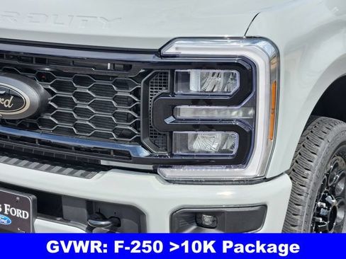 New 2026 Ford F250 Lariat w/ Black Appearance Package AWD/4WD image 8