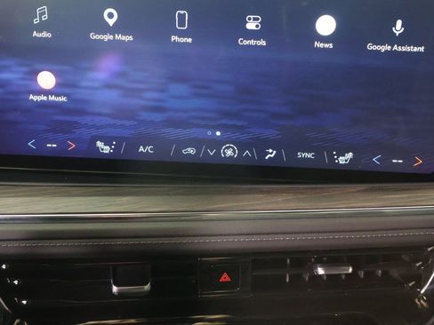 Used 2025 Chevrolet Tahoe LT image 50