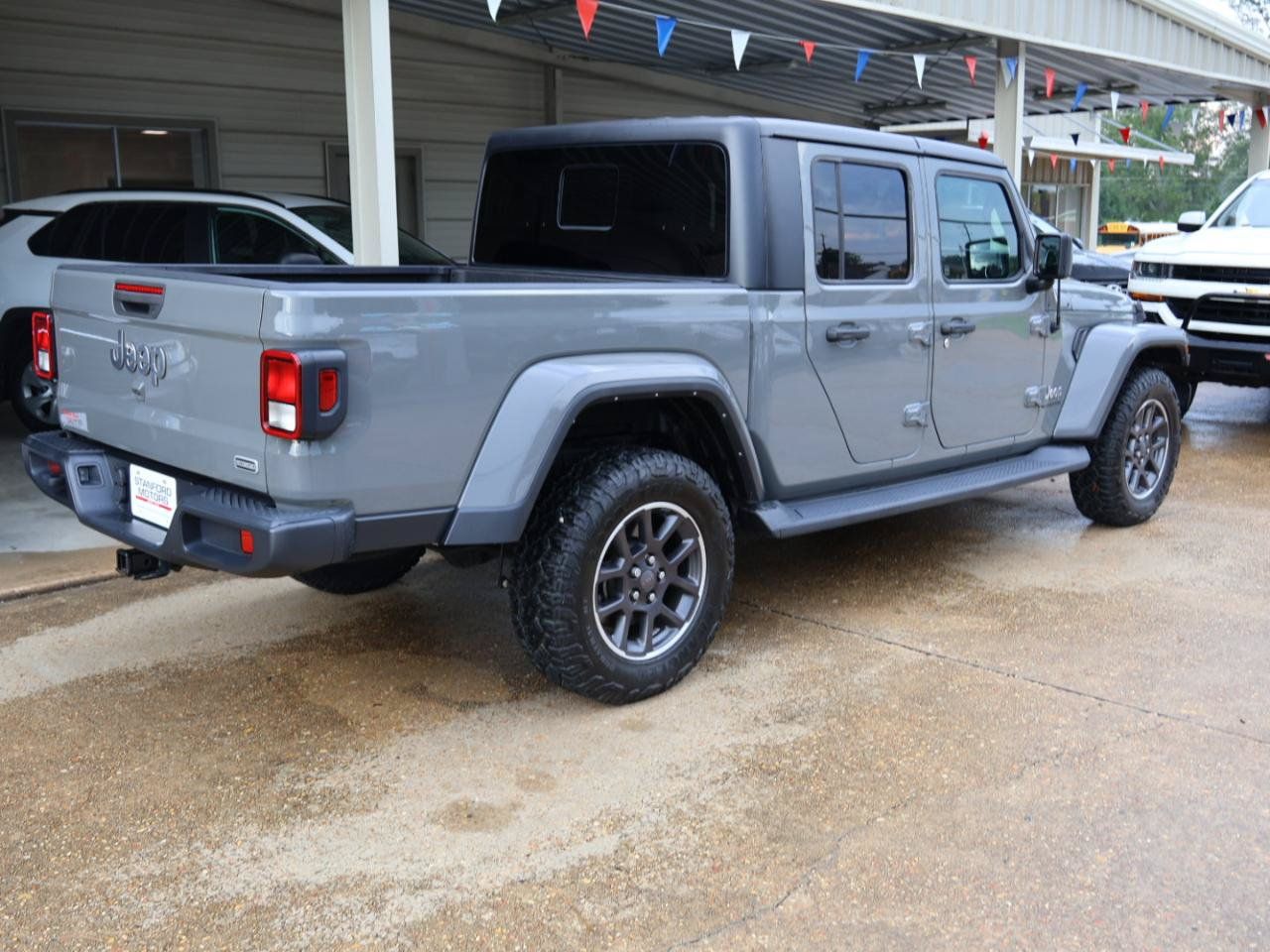 Used 2021 Jeep Gladiator Overland w/ Popular Equipment Package AWD/4WD image 6
