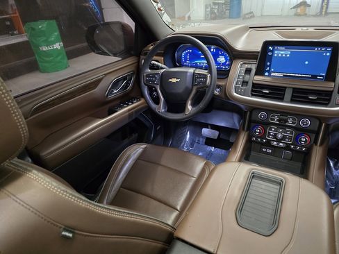 Used 2023 Chevrolet Tahoe High Country image 40