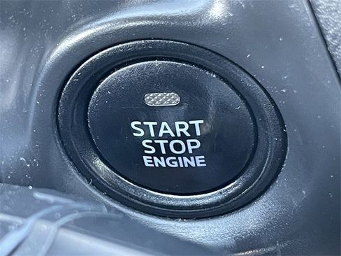 Used 2018 MAZDA MAZDA3 Grand Touring image 23