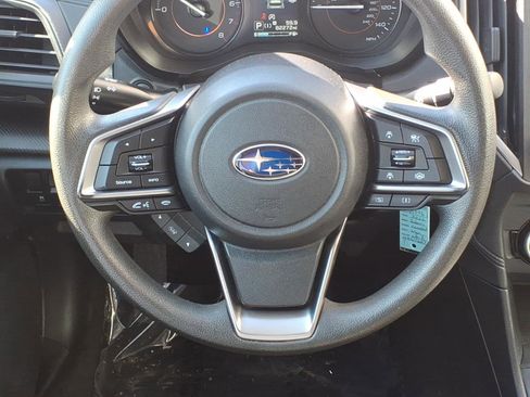 Used 2022 Subaru Crosstrek 2.0i AWD/4WD image 13
