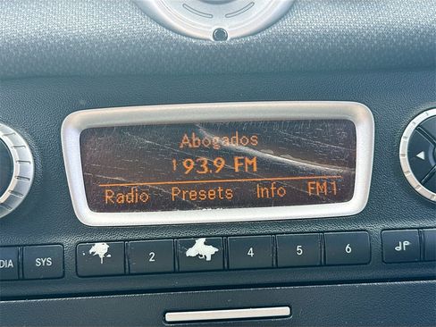 Used 2014 smart fortwo pure image 13