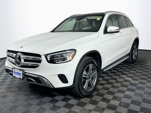 Certified 2020 Mercedes-Benz GLC 300 4MATIC image 2