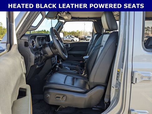 Used 2024 Jeep Wrangler Unlimited Sahara w/ Technology Group image 5