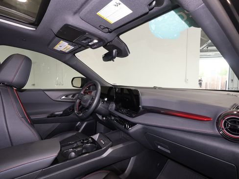 Certified 2026 Chevrolet Equinox RS w/ Convenience Package III AWD/4WD image 28
