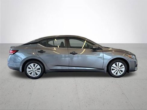 Certified 2024 Nissan Sentra S FWD image 7