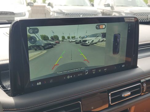 New 2026 Lincoln Aviator Black Label w/ Dynamic Handling Package AWD/4WD image 20