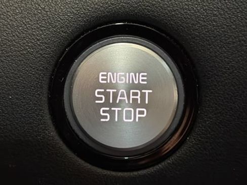 Used 2018 Kia Stinger GT2 AWD/4WD image 32