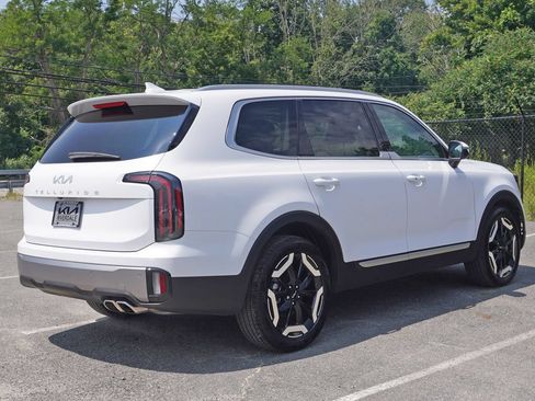 Used 2024 Kia Telluride EX AWD/4WD image 12