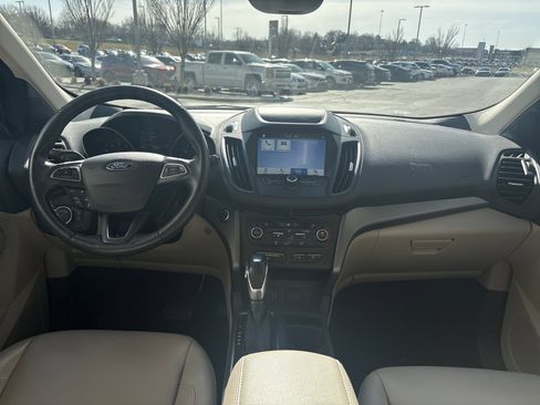 Used 2019 Ford Escape SEL image 26