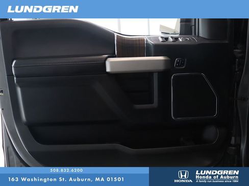 Used 2016 Ford F150 Lariat image 9