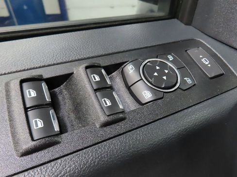 Used 2022 Ford F350 Lariat w/ Black Appearance Package AWD/4WD image 69