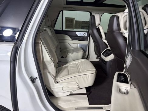 Used 2020 Lincoln Navigator L Black Label w/ Cargo Convenience Package AWD/4WD image 36