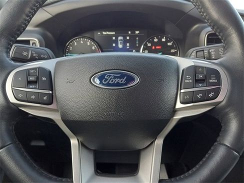 Used 2023 Ford Explorer XLT w/ Equipment Group 202A image 18