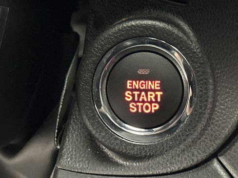 Certified 2025 Subaru Outback Onyx Edition image 29