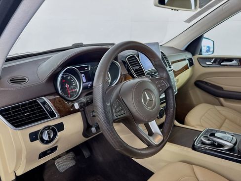 Used 2018 Mercedes-Benz GLS 450 4MATIC image 9