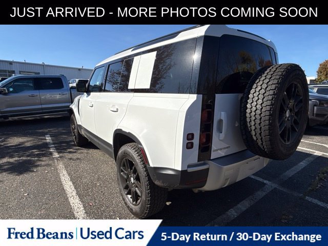 Used 2025 Land Rover Defender 110 S AWD/4WD image 6