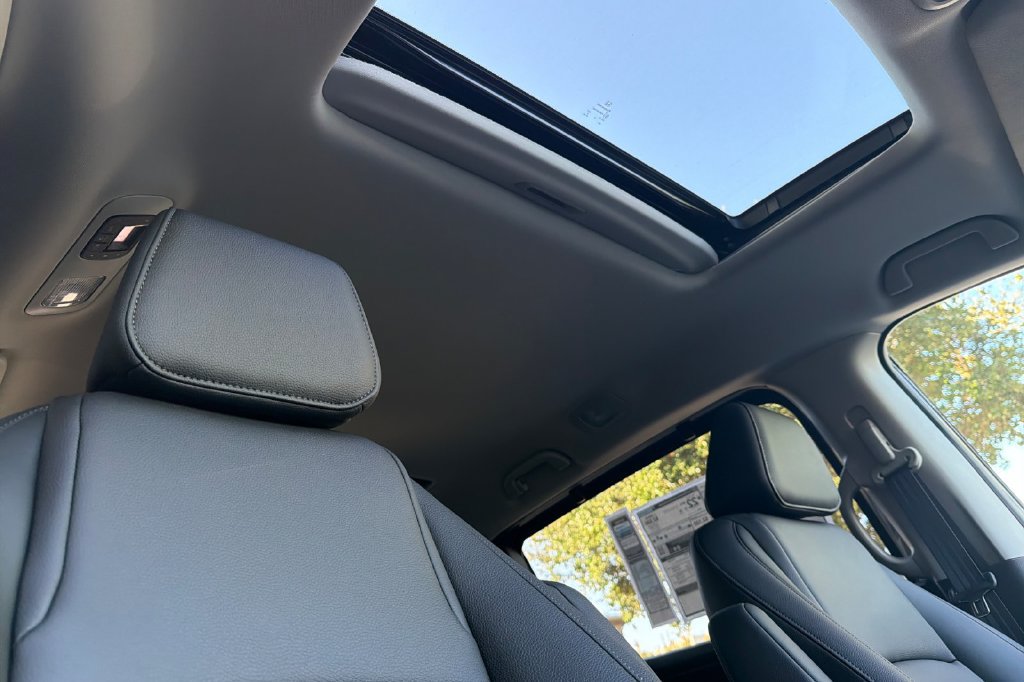 New 2027 Honda Odyssey EX-L image 21