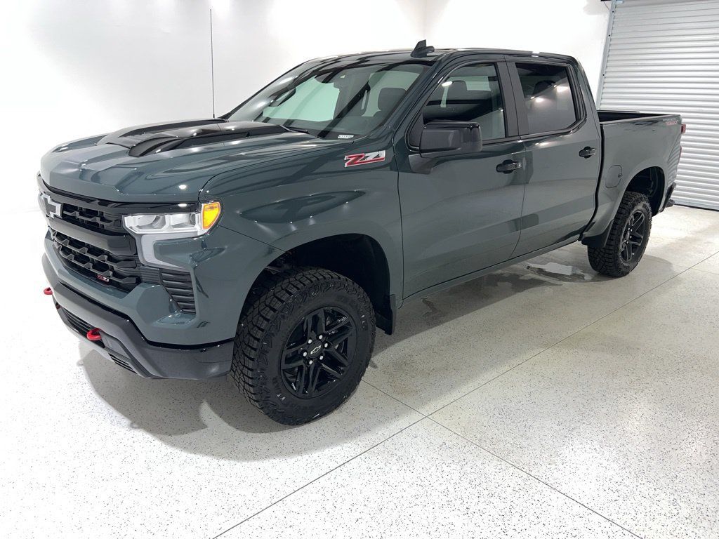 Used 2026 Chevrolet Silverado 1500 LT Trail Boss AWD/4WD image 1