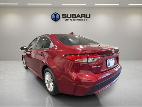 Used 2022 Toyota Corolla LE w/ LE Convenience Package image 3